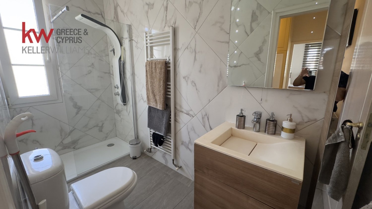4 chambres Villa à Larnaca, Larnaka, Chypre No. 52268
