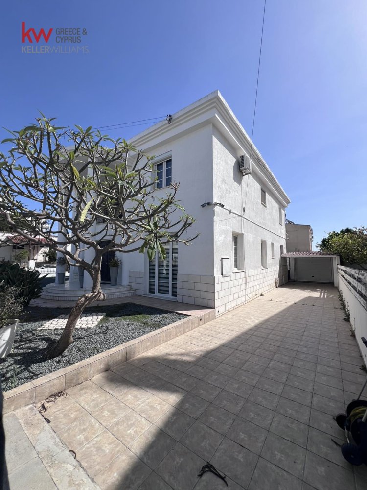 4 chambres Villa à Larnaca, Larnaka, Chypre No. 52268