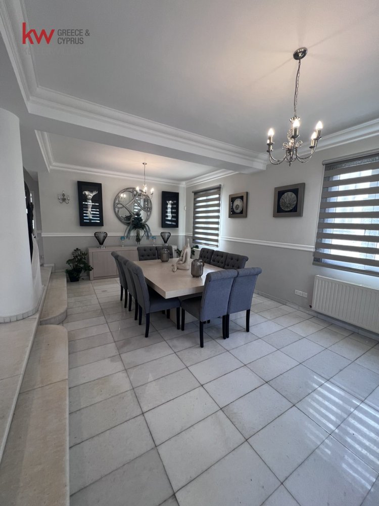 4 chambres Villa à Larnaca, Larnaka, Chypre No. 52268