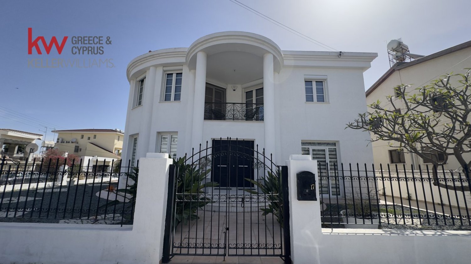 4 chambres Villa à Larnaca, Larnaka, Chypre No. 52268