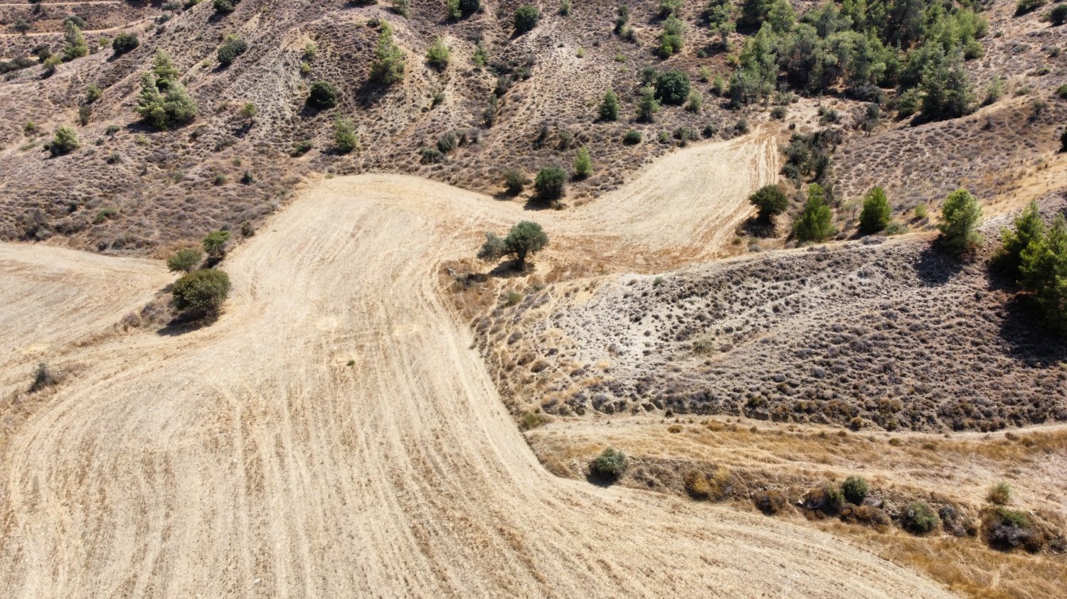 12710m2 Land in Agrokipia, Nicosia, Cyprus No. 61659