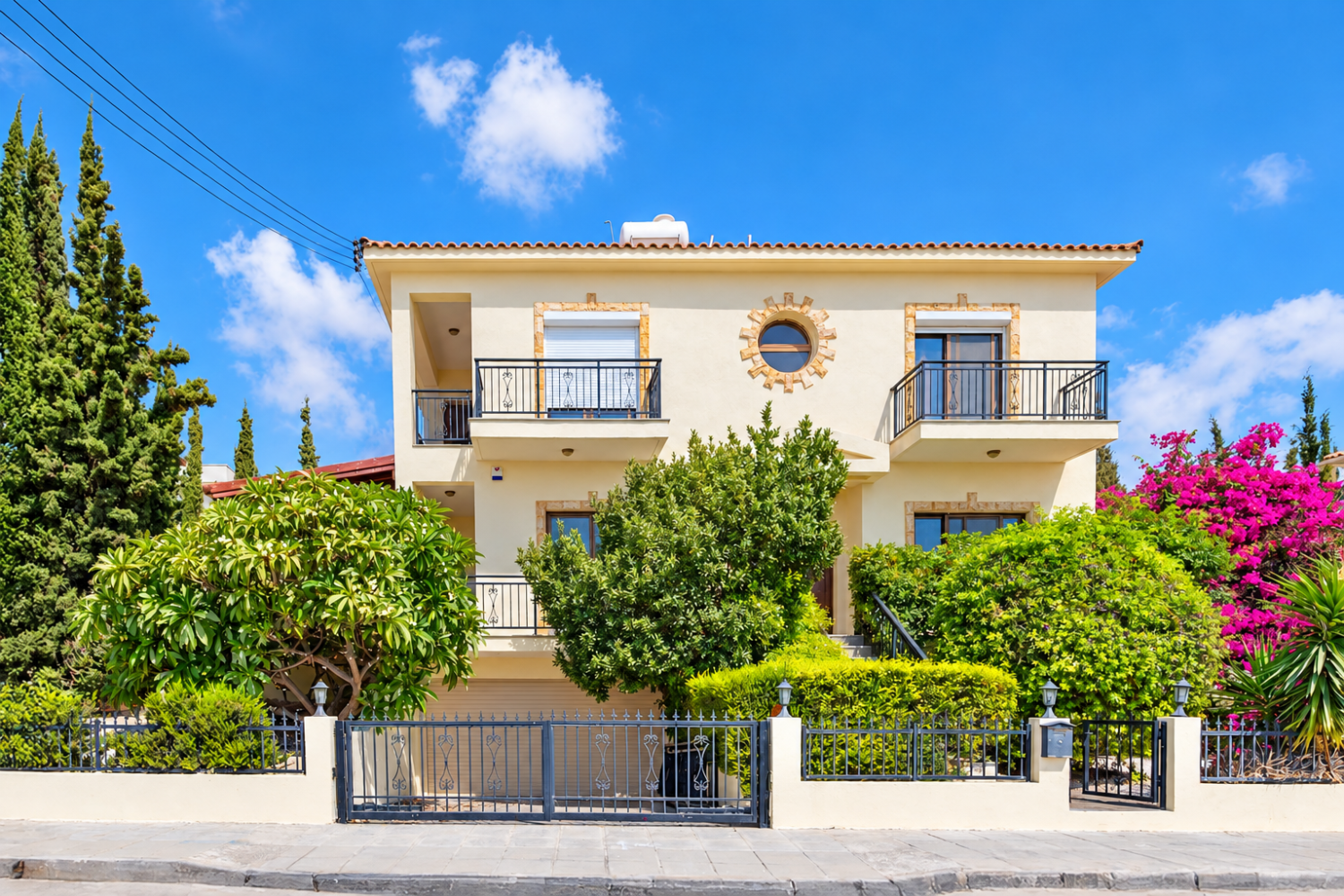 4 bedrooms Villa in Mouttagiaka, Limassol, Cyprus No. 62573
