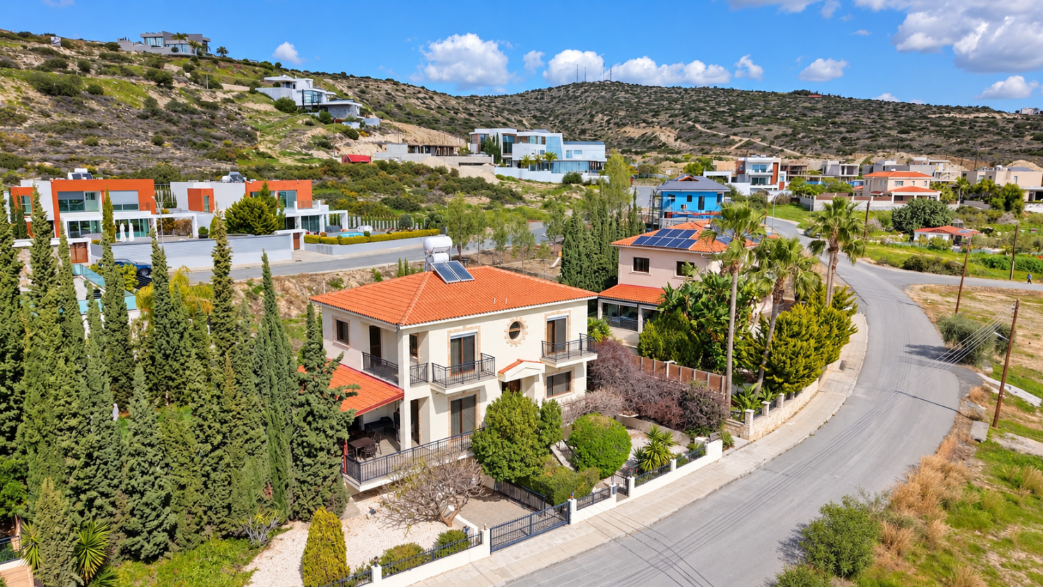 4 bedrooms Villa in Mouttagiaka, Limassol, Cyprus No. 62573