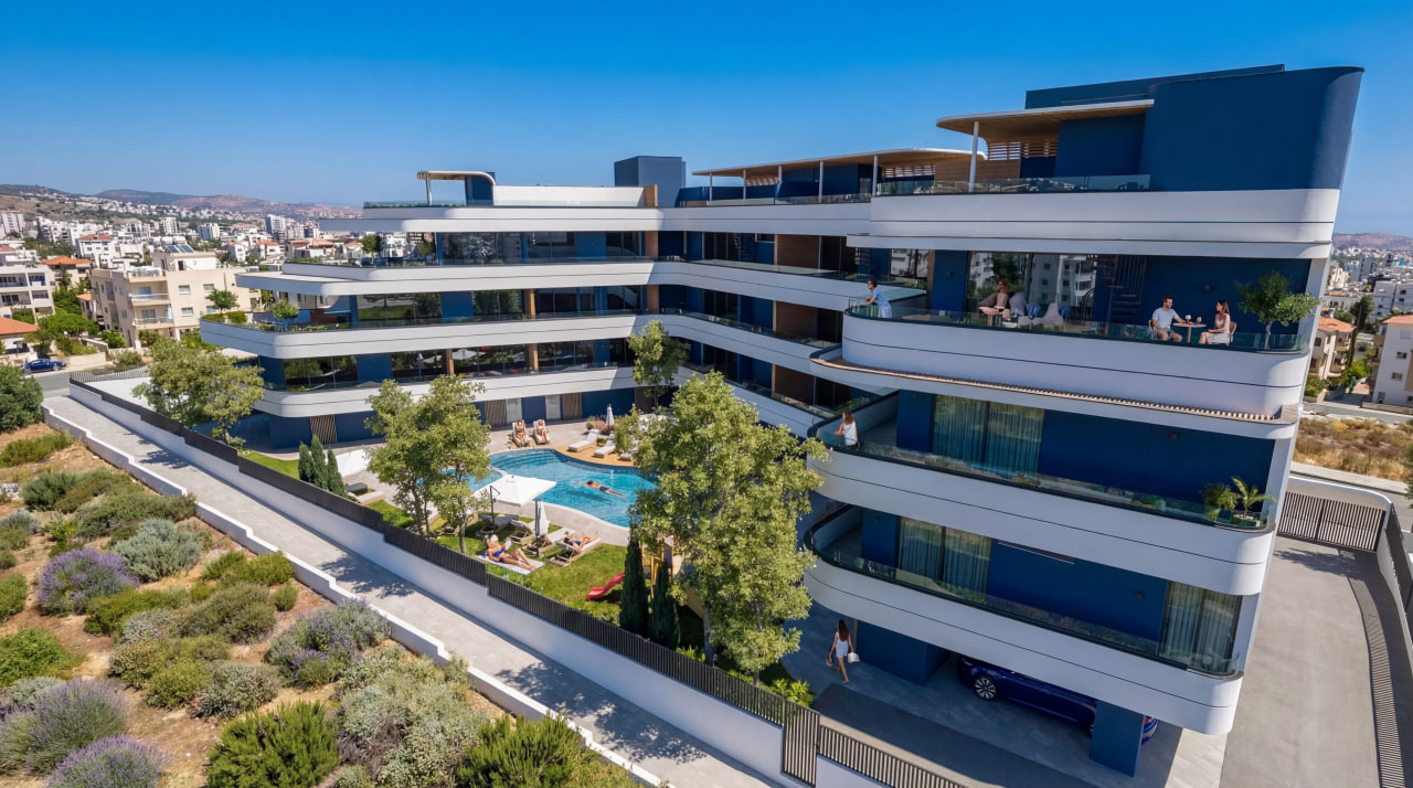 3 bedrooms Penthouse in Limassol, Cyprus No. 64769