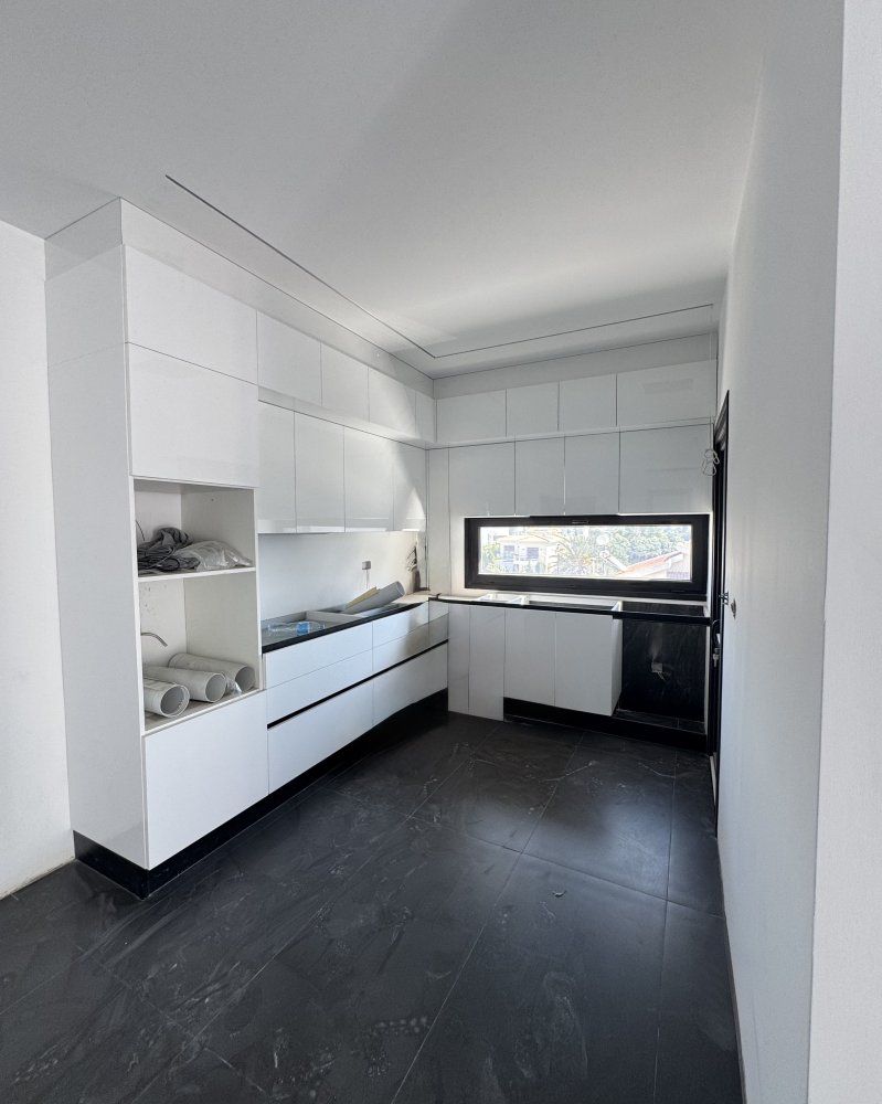 3 bedrooms Penthouse in Germasogeia, Limassol, Cyprus No. 62303