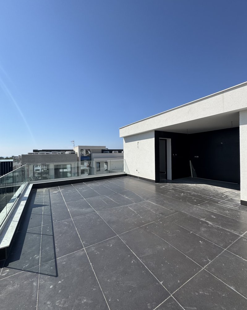 3 bedrooms Penthouse in Germasogeia, Limassol, Cyprus No. 62303
