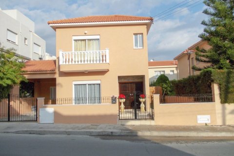 3 bedrooms Villa in Germasogeia, Limassol, Cyprus No. 60828