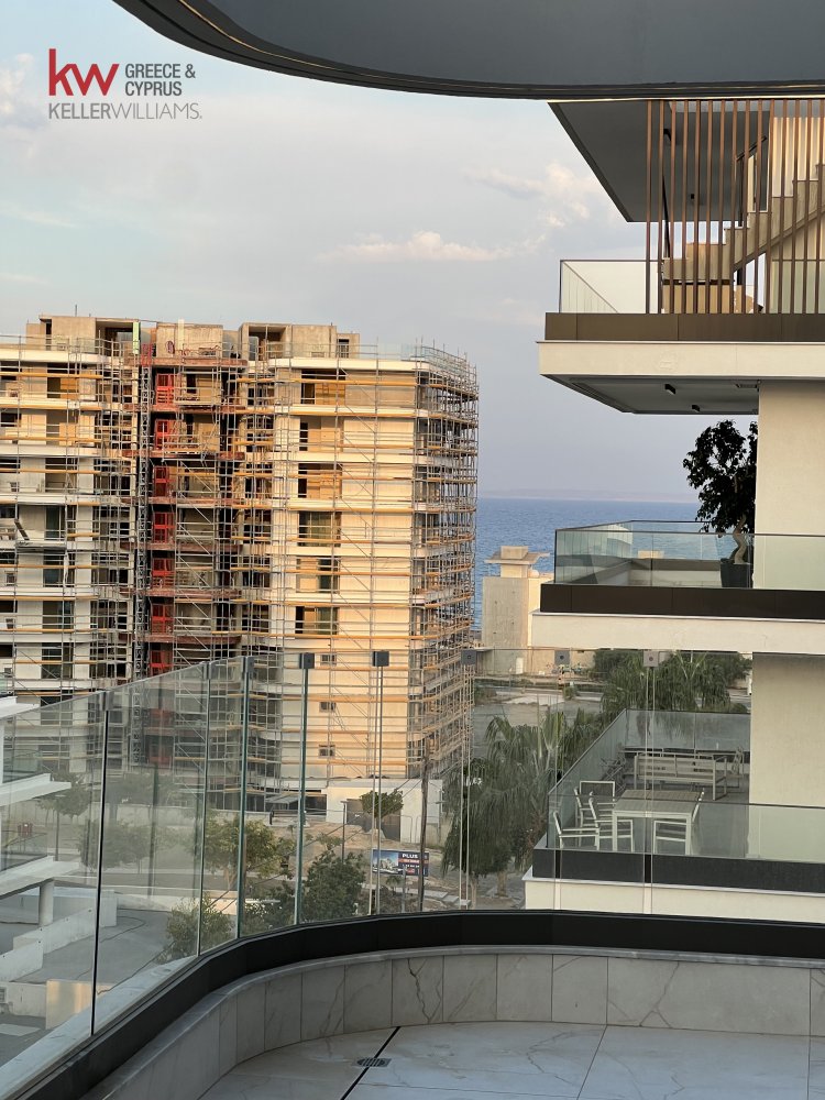 2 bedrooms Apartment in Larnaca, Larnaka, Cyprus No. 39968