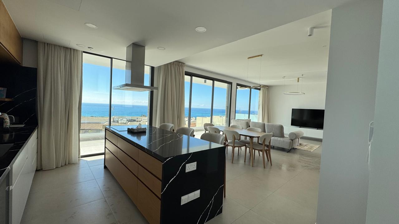 3 bedrooms Villa in Chloraka, Paphos, Cyprus No. 61333