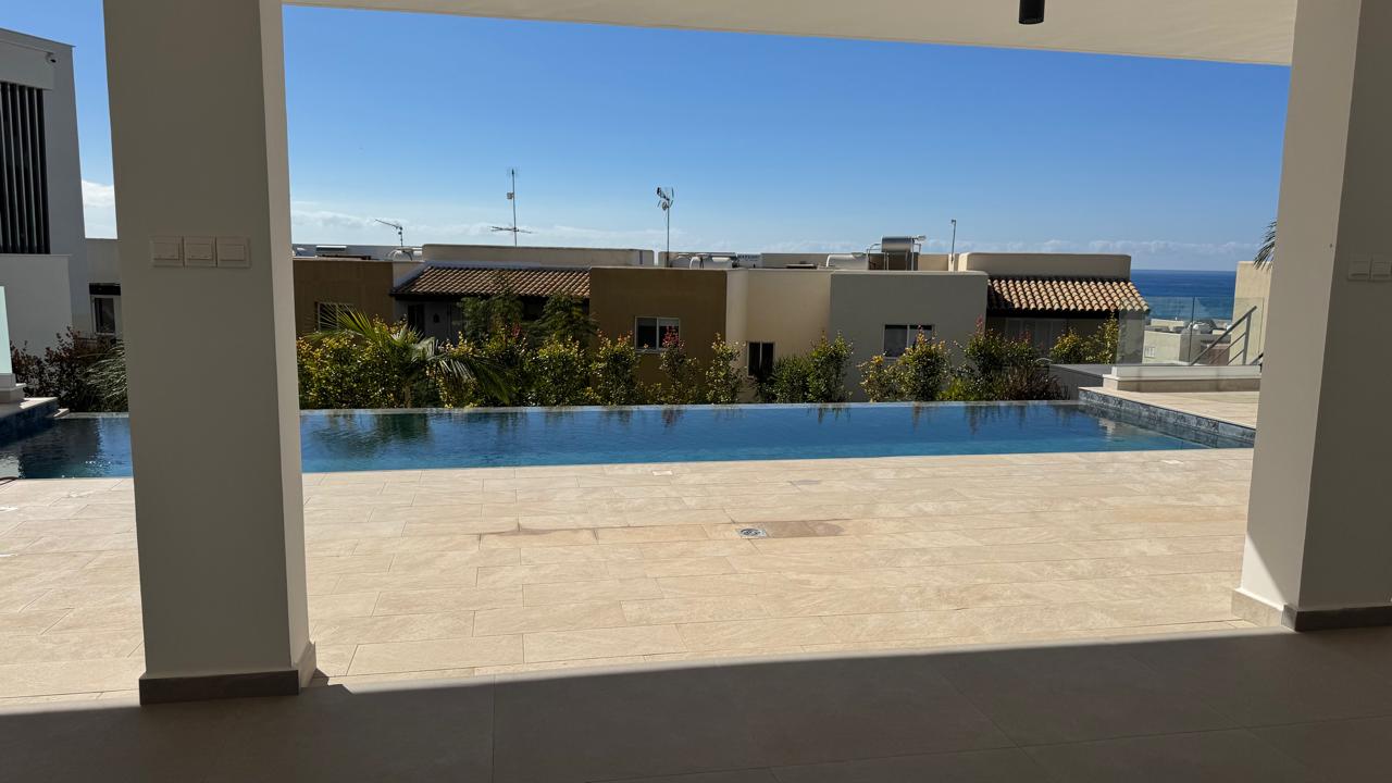 3 bedrooms Villa in Chloraka, Paphos, Cyprus No. 61333