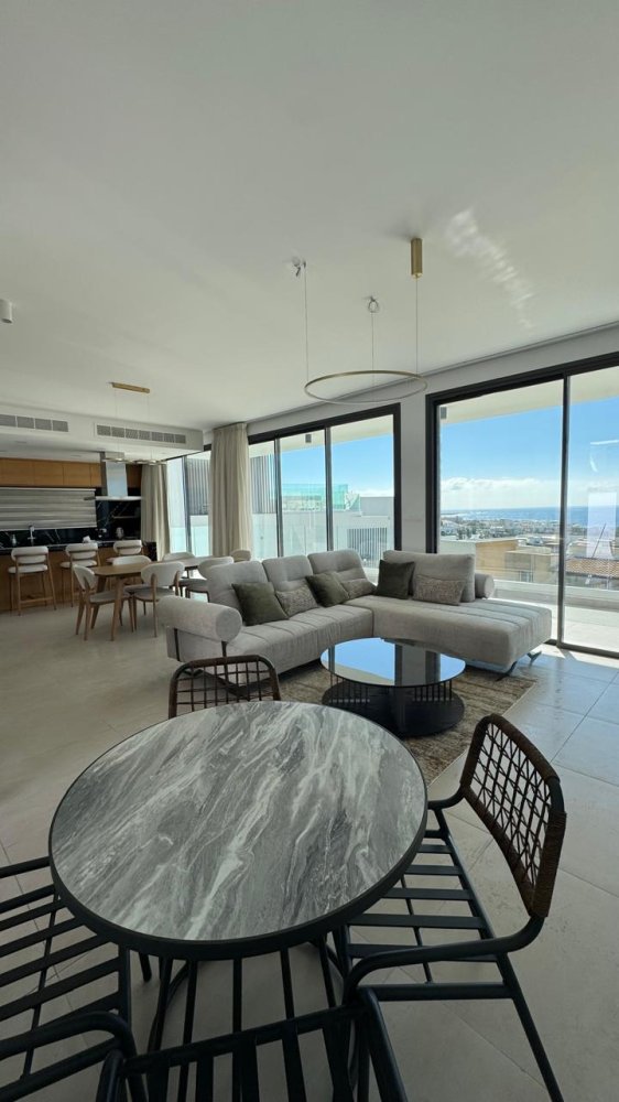 3 bedrooms Villa in Chloraka, Paphos, Cyprus No. 61333