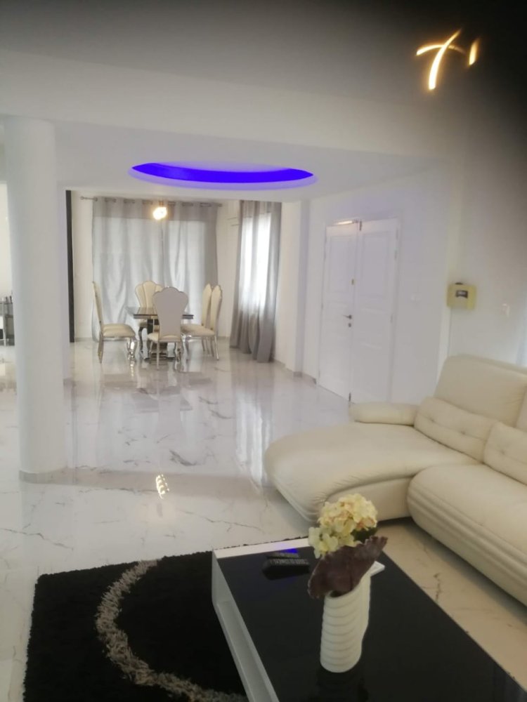 5 bedrooms Villa in Germasogeia, Limassol, Cyprus No. 60935