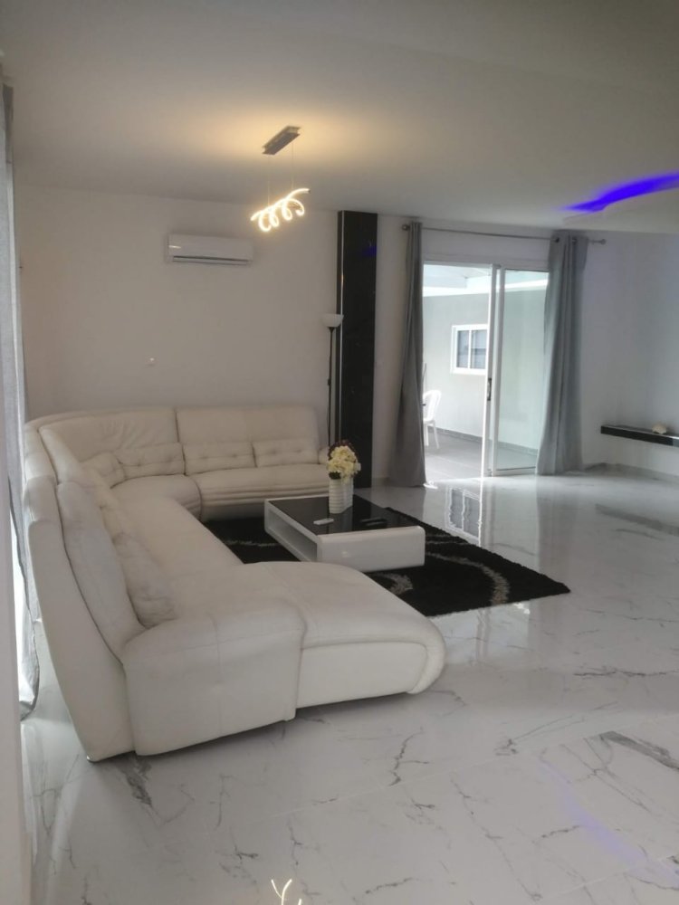 5 bedrooms Villa in Germasogeia, Limassol, Cyprus No. 60935