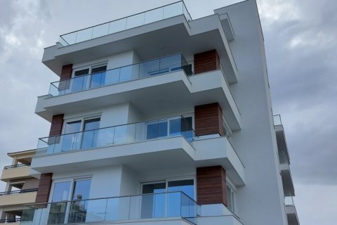 3 bedrooms Apartment in Larnaca, Larnaka, Cyprus No. 60350