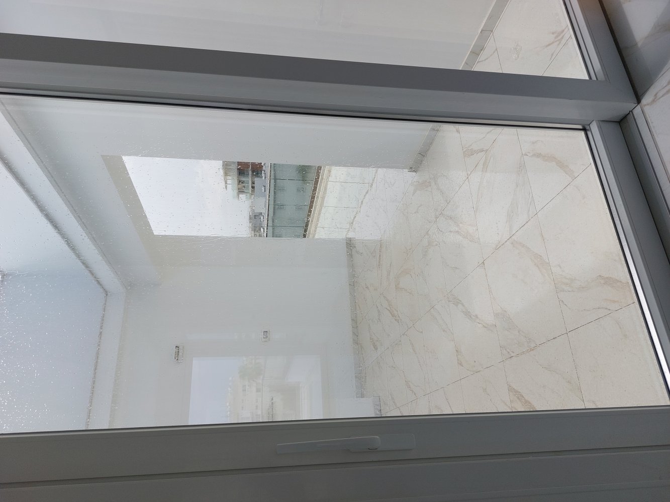 3 bedrooms Apartment in Larnaca, Larnaka, Cyprus No. 60350