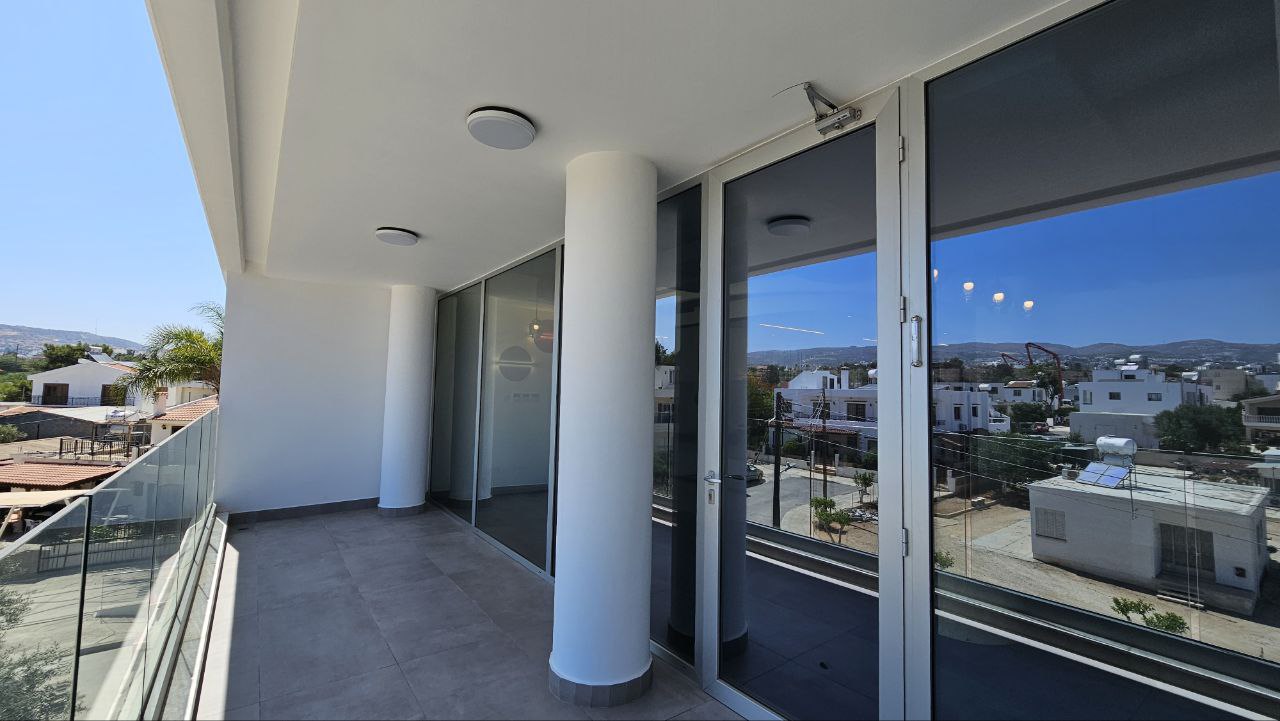 580m2 Office in Anavargos, Paphos, Cyprus No. 61050