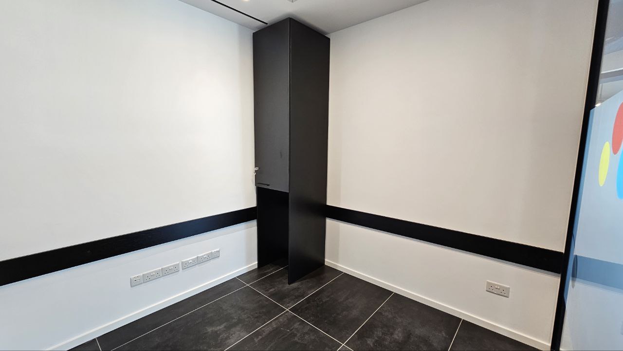 580m2 Office in Anavargos, Paphos, Cyprus No. 61050