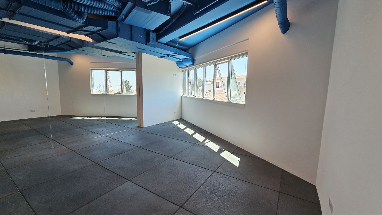 580m2 Office in Anavargos, Paphos, Cyprus No. 61050