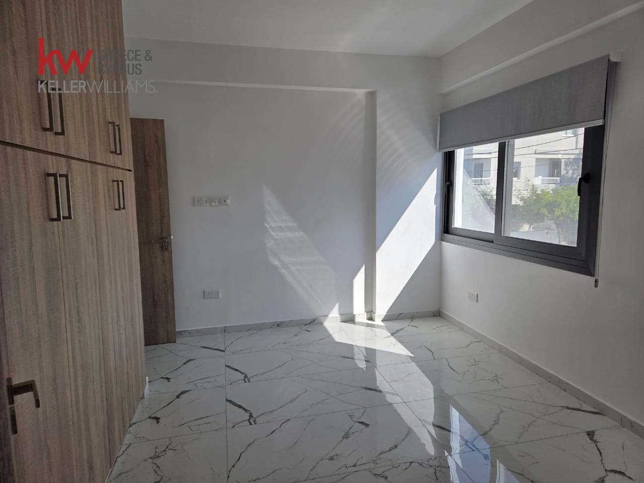 5 bedrooms Villa in Paphos, Cyprus No. 61208