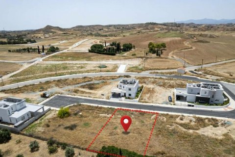 560m2 Land in Latsia, Nicosia, Cyprus No. 62591