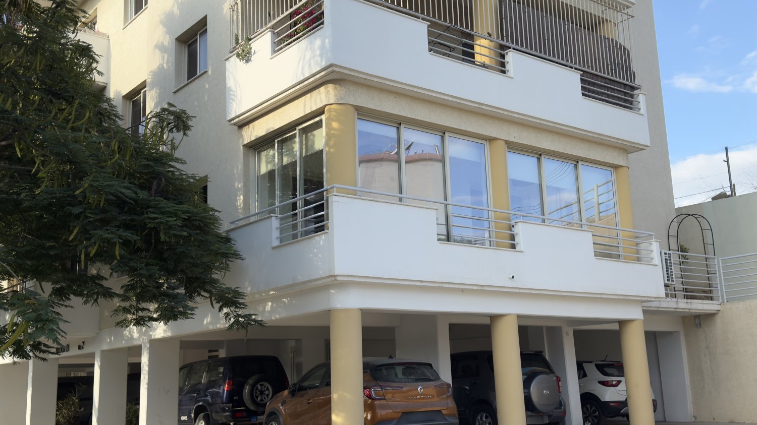 3 dormitorios Apartamento en Agios Athanasios, Limassol, Chipre No. 62263