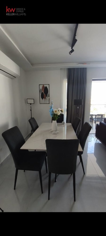 4 dormitorios Apartamento en Larnaca, Larnaka, Chipre No. 39821