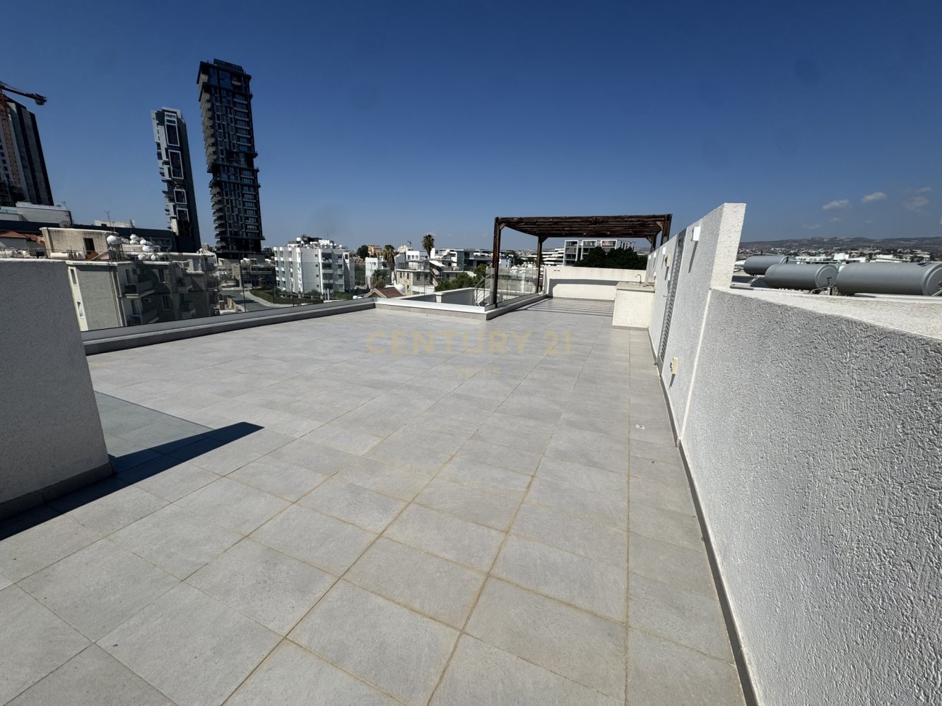3 bedrooms Apartment in Germasogeia, Limassol, Cyprus No. 58897