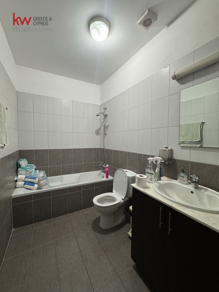 116m2 Bureau à Larnaca, Larnaka, Chypre No. 40103
