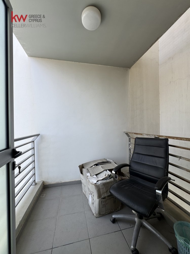 116m2 Bureau à Larnaca, Larnaka, Chypre No. 40103