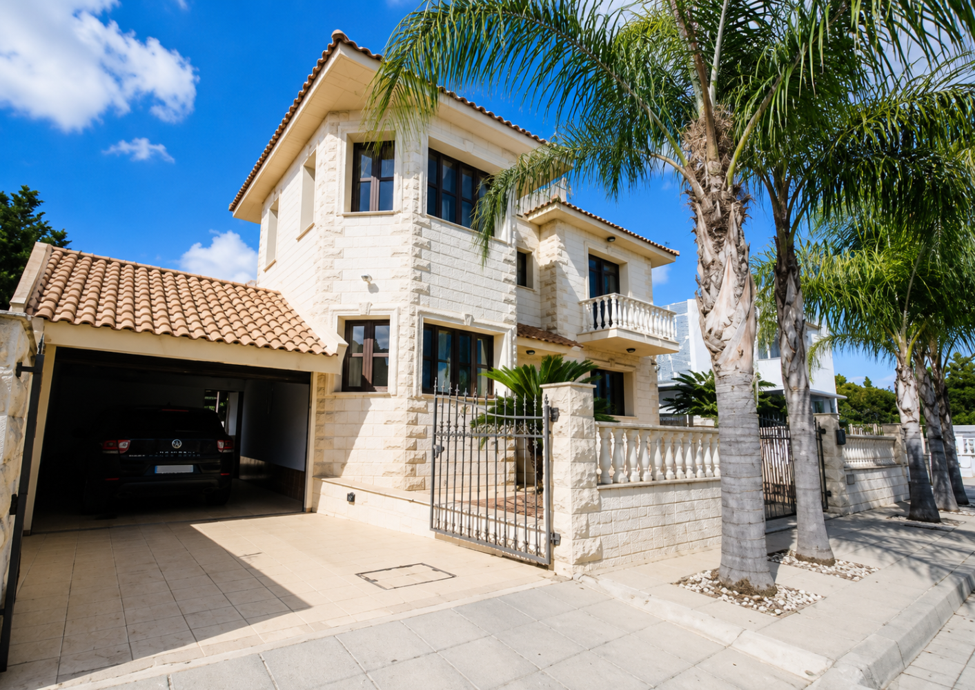 5 bedrooms Villa in Aradippou, Larnaka, Cyprus No. 61497