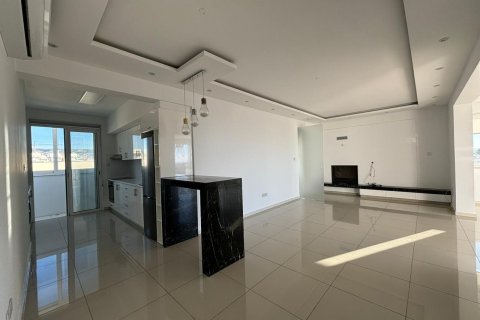 Квартира с 3 спальнями в Пафос, Кипр № 61809