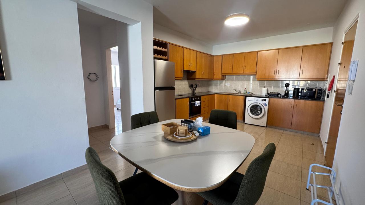 2 bedrooms Apartment in Larnaca, Larnaka, Cyprus No. 62544