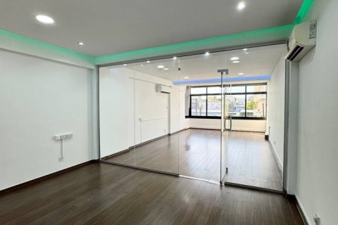 3 pièces Propriété commerciale à Limassol, Chypre No. 62637