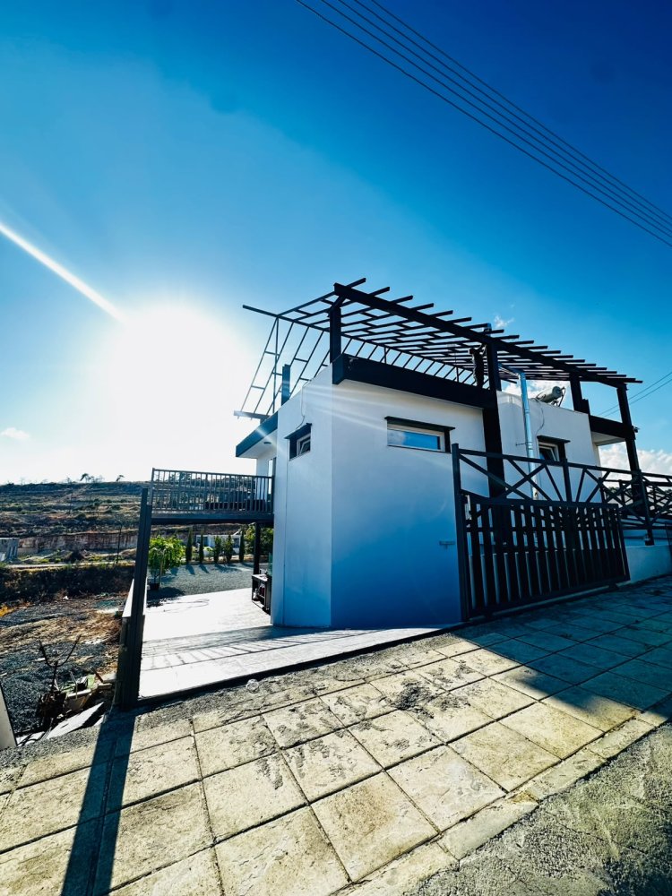 4 bedrooms Villa in Souni–Zanatzia, Limassol, Cyprus No. 62630