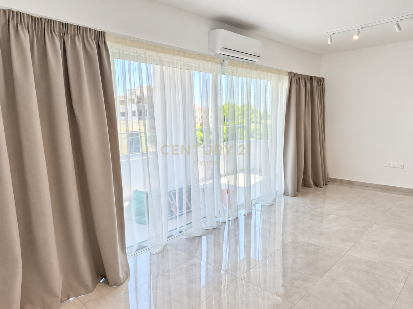3 dormitorios Apartamento en Limassol, Chipre No. 58908