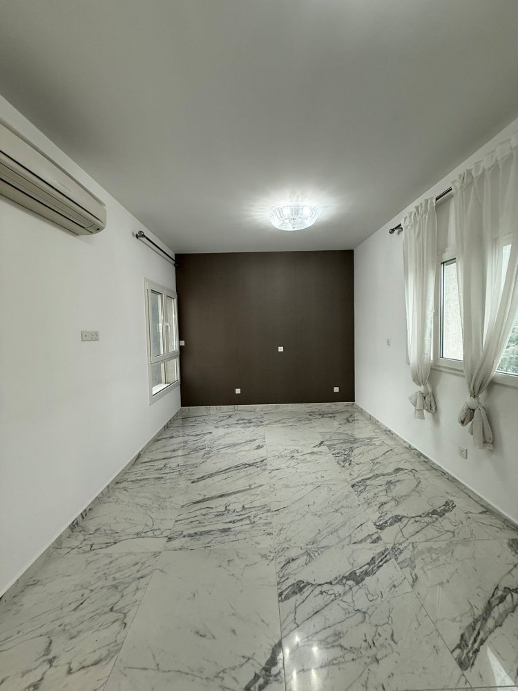3 bedrooms Apartment in Parekklisia, Limassol, Cyprus No. 62266
