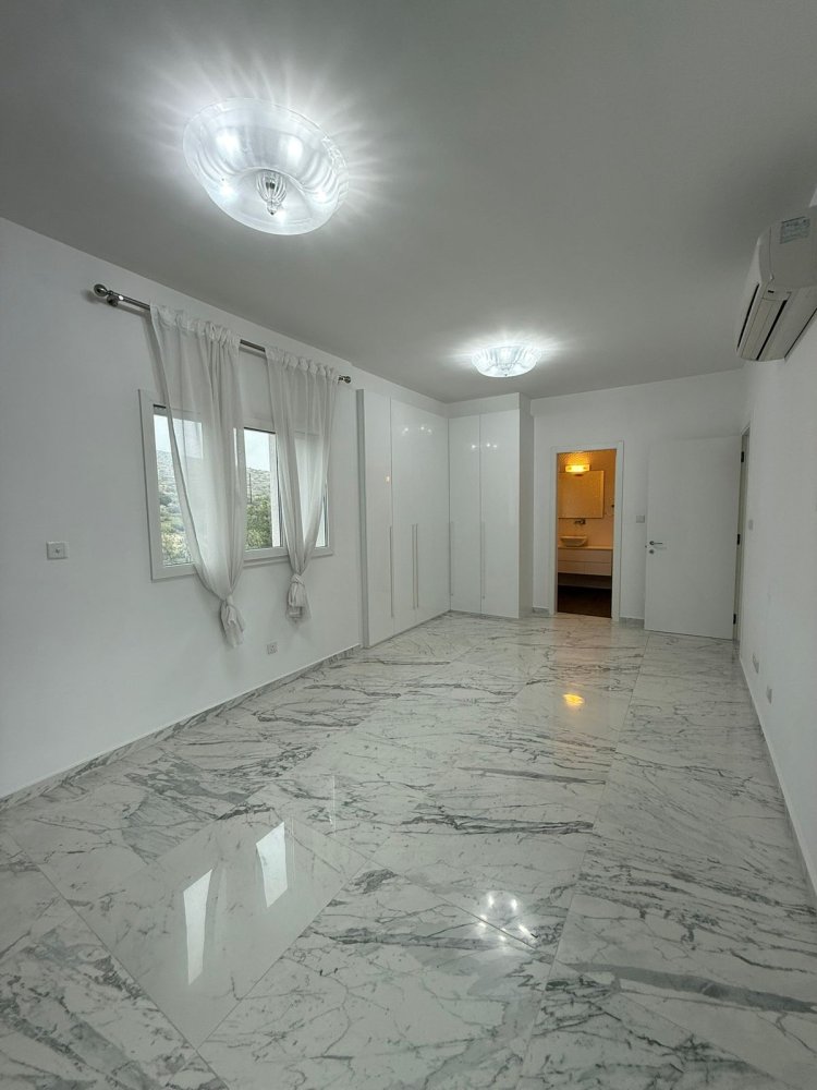 3 bedrooms Apartment in Parekklisia, Limassol, Cyprus No. 62266