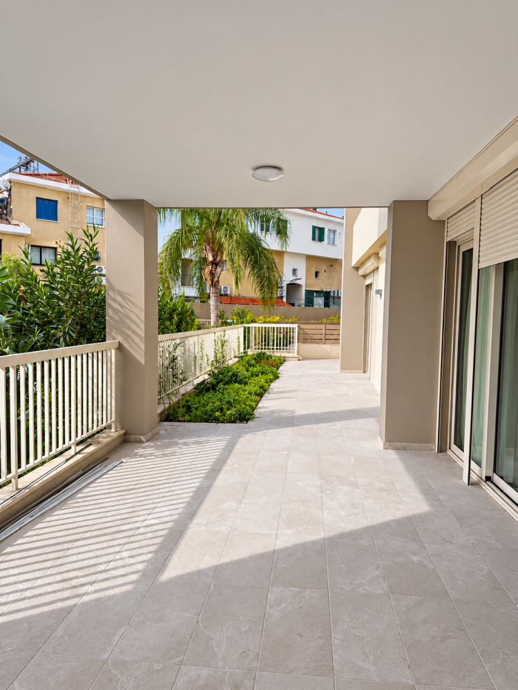 3 bedrooms Apartment in Germasogeia, Limassol, Cyprus No. 62332