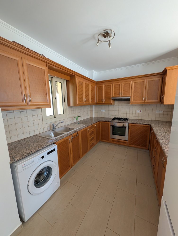 4 bedrooms Villa in Tala, Paphos, Cyprus No. 62106