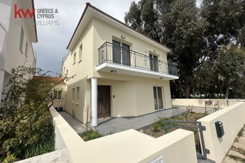 Вилла с 4 спальнями в Кити, Ларнака, Кипр № 50535