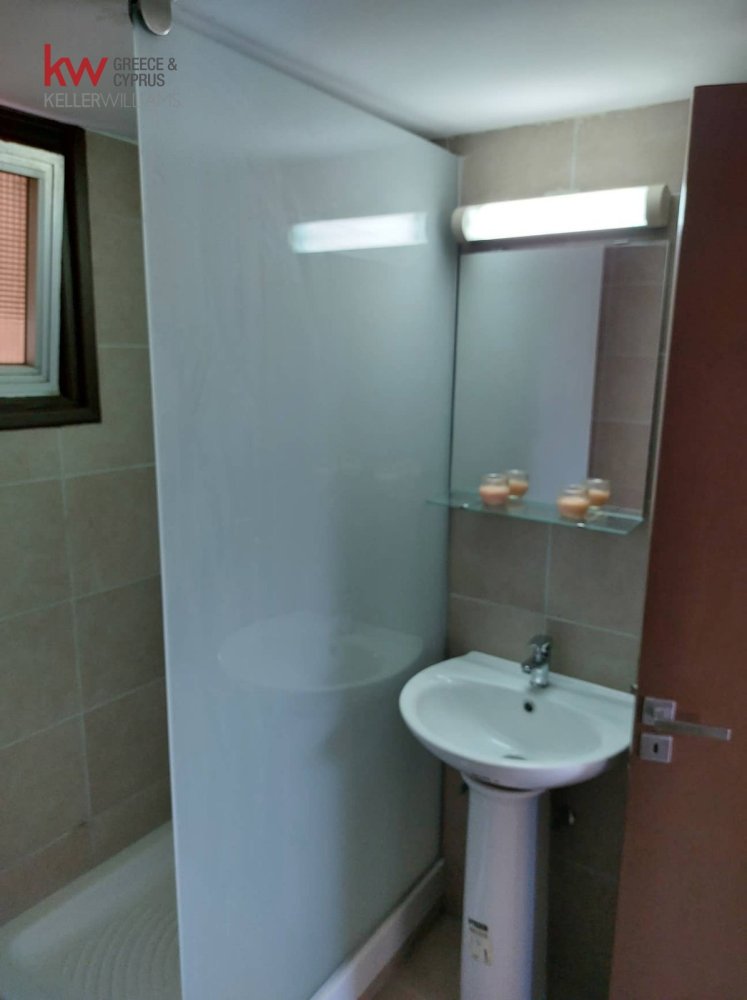 3 dormitorios Apartamento en Larnaca, Larnaka, Chipre No. 40638
