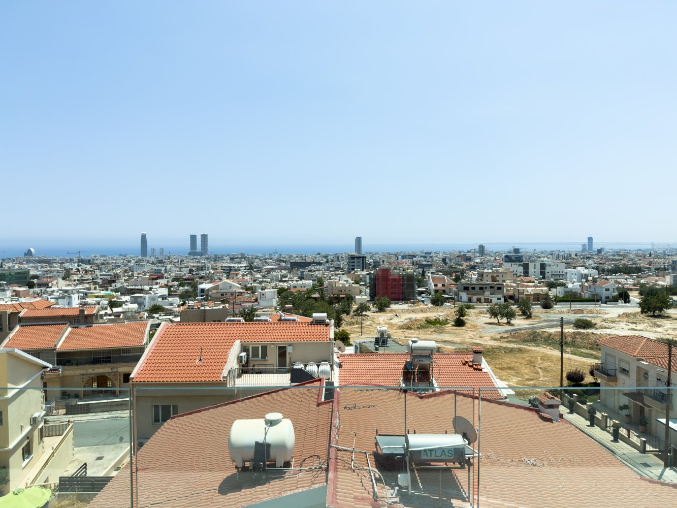 3 dormitorios Apartamento en Agios Athanasios, Limassol, Chipre No. 62154