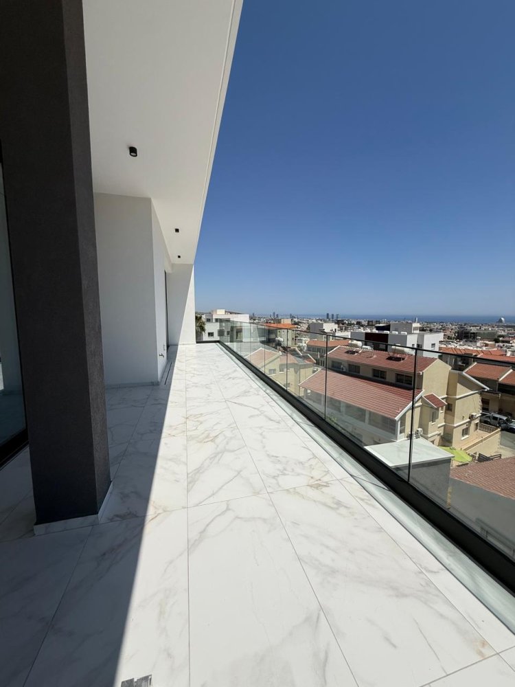 3 dormitorios Apartamento en Agios Athanasios, Limassol, Chipre No. 62154