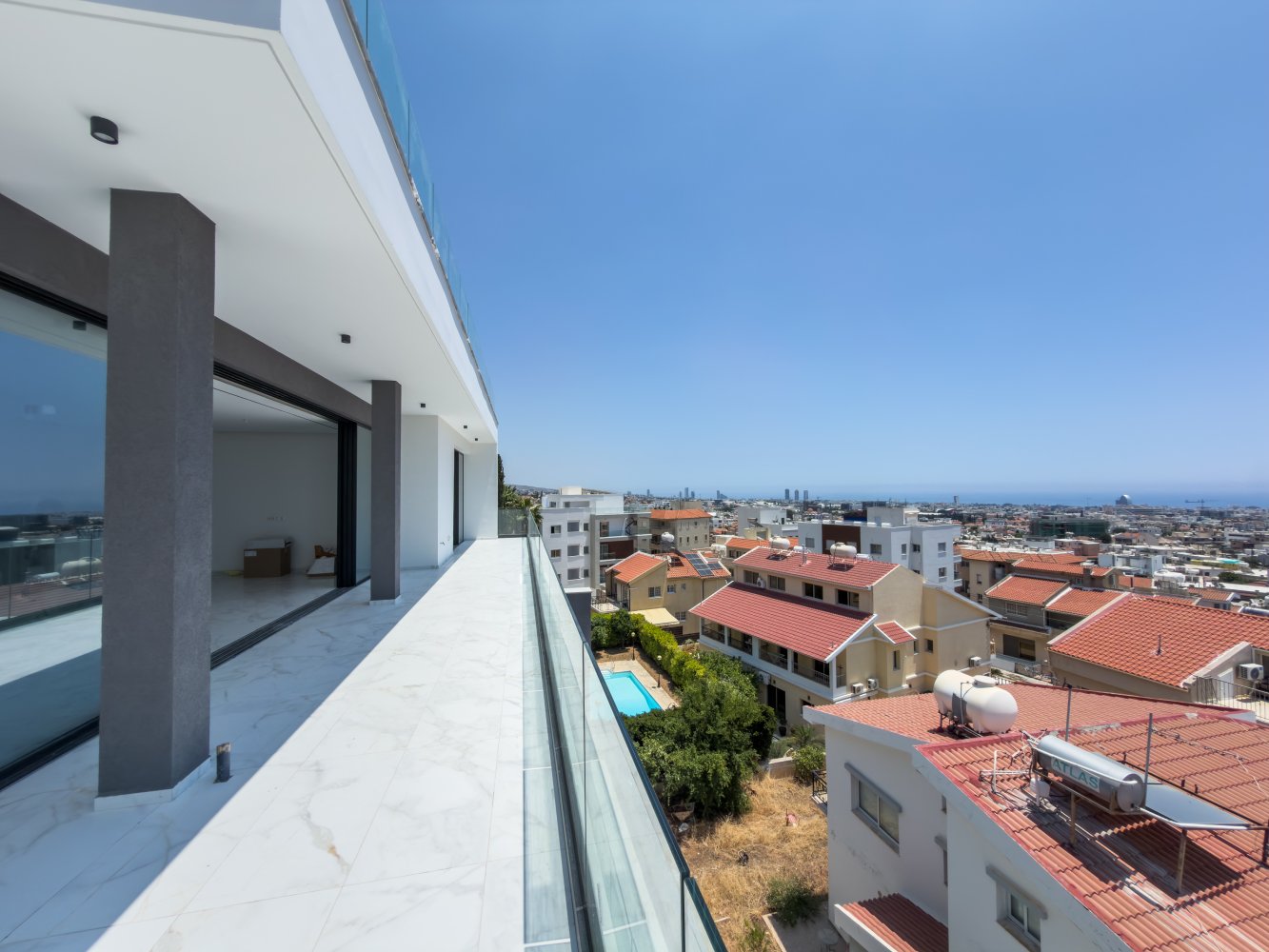 3 dormitorios Apartamento en Agios Athanasios, Limassol, Chipre No. 62154