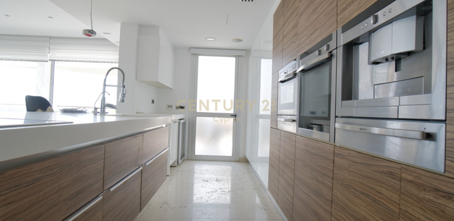 3 dormitorios Apartamento en Mesa Geitonia, Limassol, Chipre No. 65443