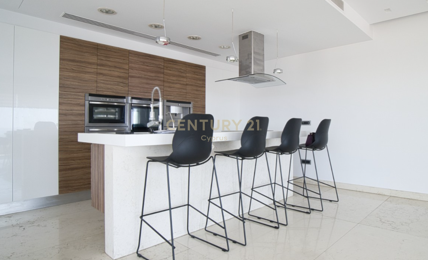 3 dormitorios Apartamento en Mesa Geitonia, Limassol, Chipre No. 65443