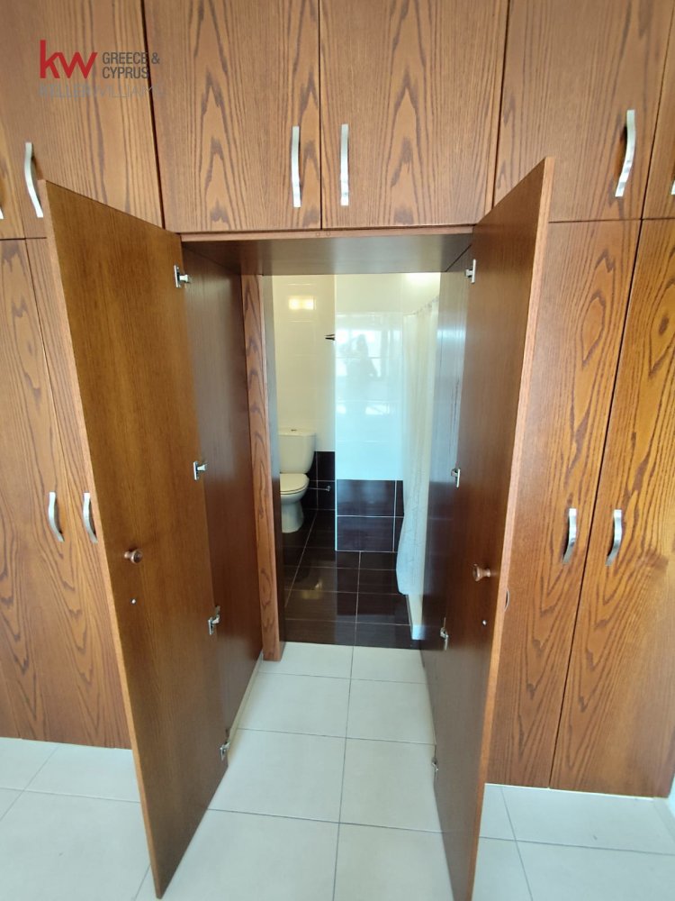 Квартира с 2 спальнями в Ливадия, Ларнака, Кипр № 40022