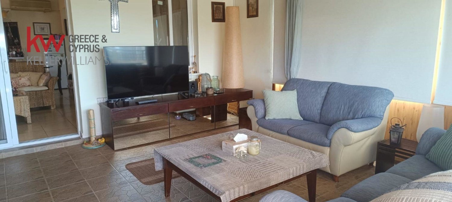 3 bedrooms Maisonette in Empa, Paphos, Cyprus No. 62278