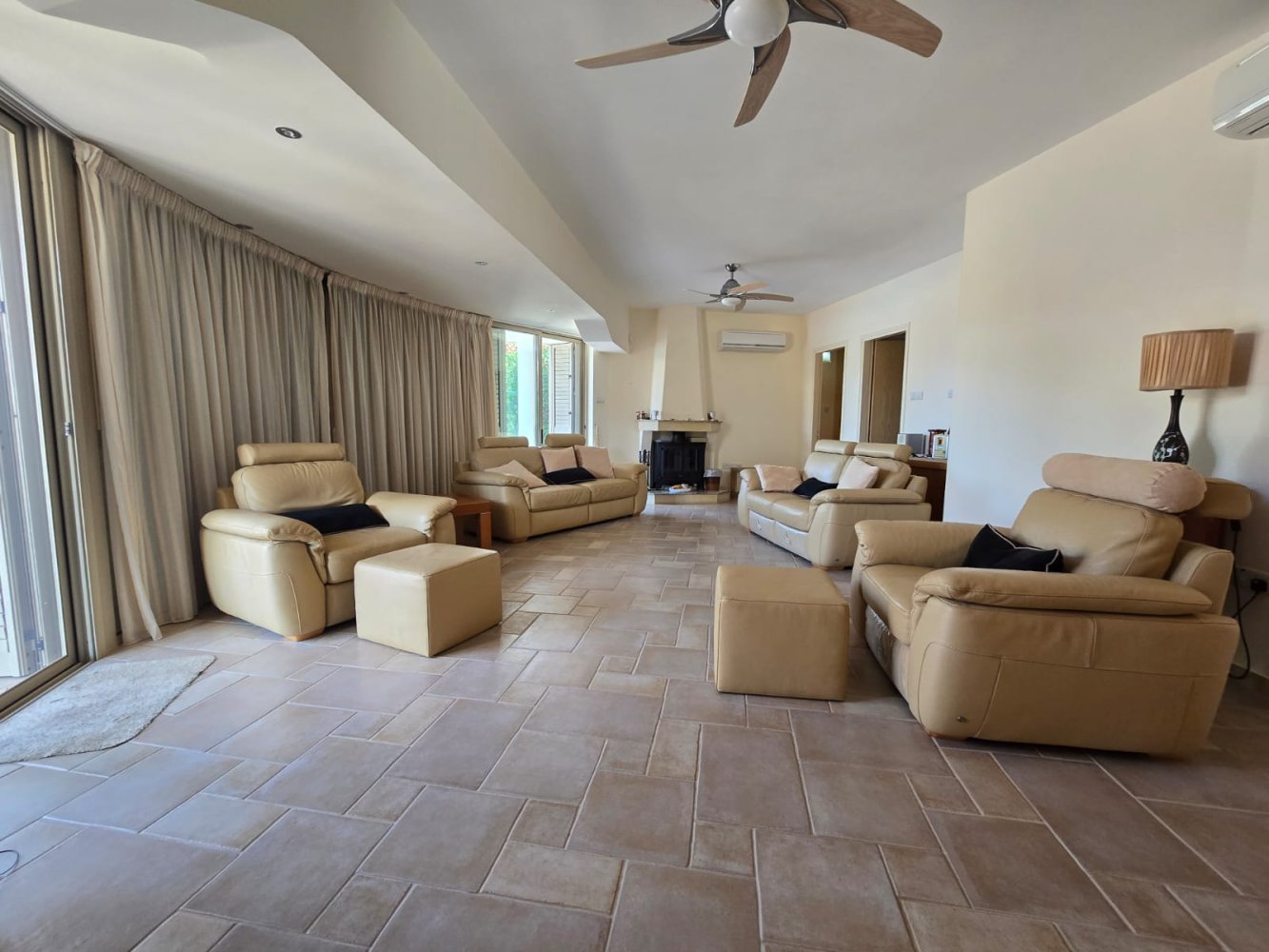 4 bedrooms Villa in Pegeia, Paphos, Cyprus No. 61478