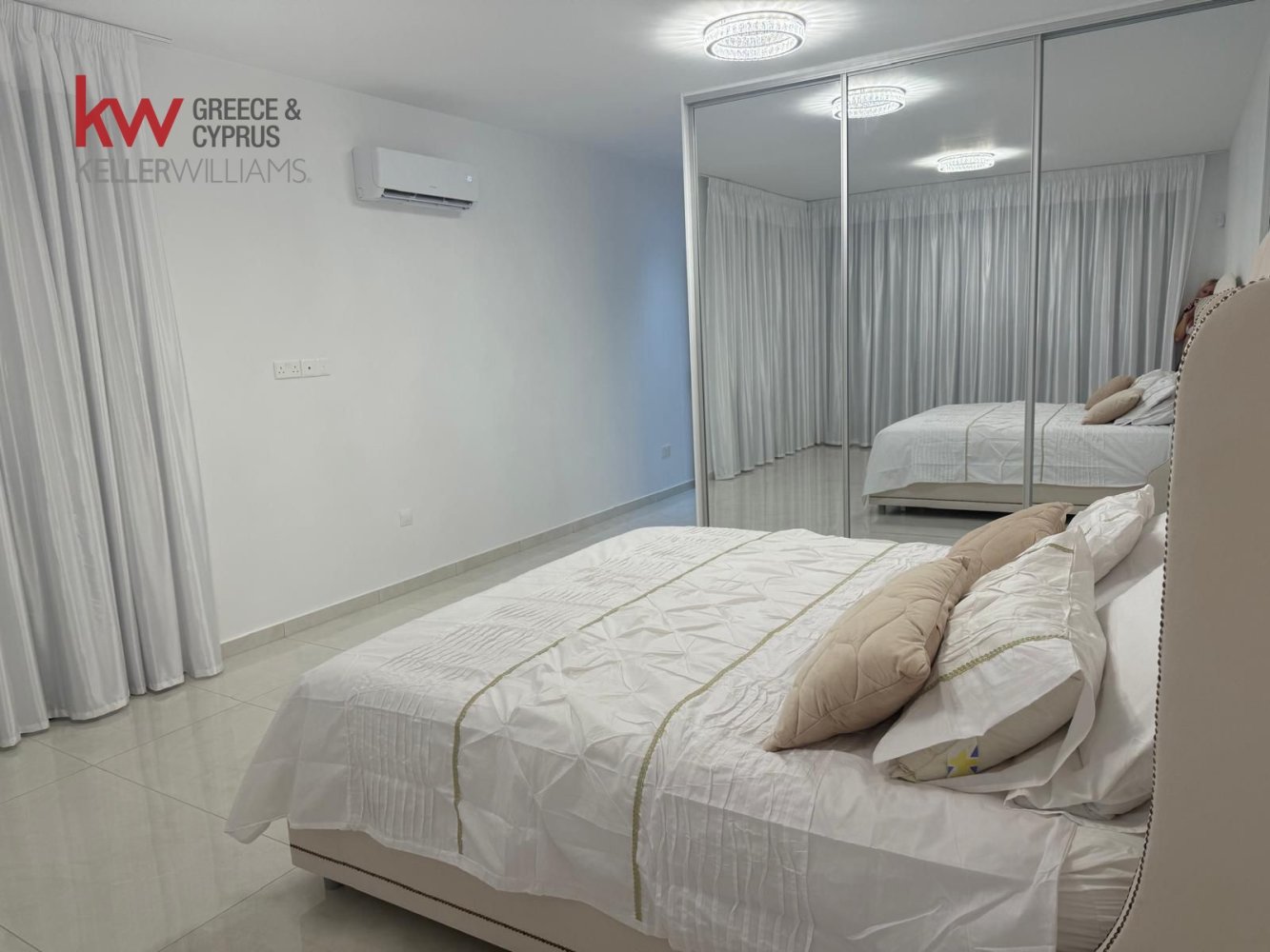 4 bedrooms Villa in Kissonerga, Paphos, Cyprus No. 61275